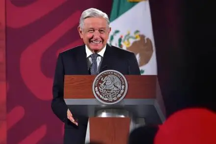 El Gobierno de México analiza creación de Línea Aérea Nacional 