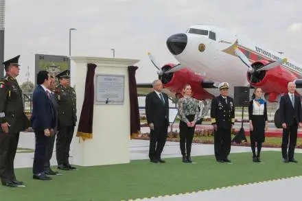 AMLO reconoce labor de la Fuerza Aérea Mexicana en distribución de vacunas contra COVID-19 y desarrollo del país 