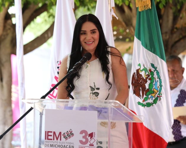 La Dip. Diana Espinoza destaca fortalecimiento democrático en aniversario del IEM