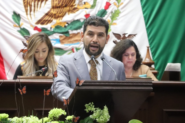 El Dip. Octavio Ocampo propone poner orden en asilos y casas de atención en Michoacán para garantizar cuidados dignos a Adultos Mayores