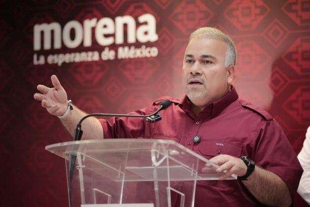 MC quiere vestir de naranja a Grecia Quiroz: Jesús Mora 
