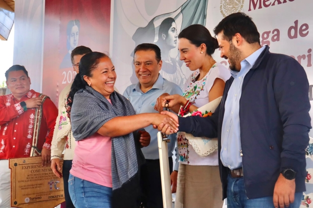 La Federación entrega apoyos de hasta 500 mil pesos a Cocineras Tradicionales y Comunidades de 22 Municipios de la Entidad
