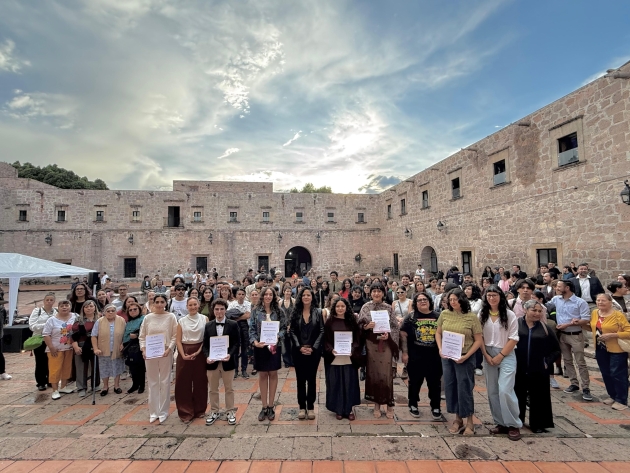 Con participación histórica de mujeres, se premió a ganadores del Encuentro Estatal de Pintura y Estampa 