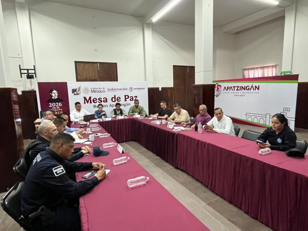 Participa FGE en Mesa para la Construcción de la Paz y Seguridad para fortalecer la estrategia de seguridad en la región de Apatzingán