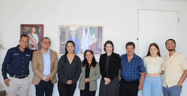 Destaca la Dip. Brissa Arroyo Profesionalización en el Sector Salud 
