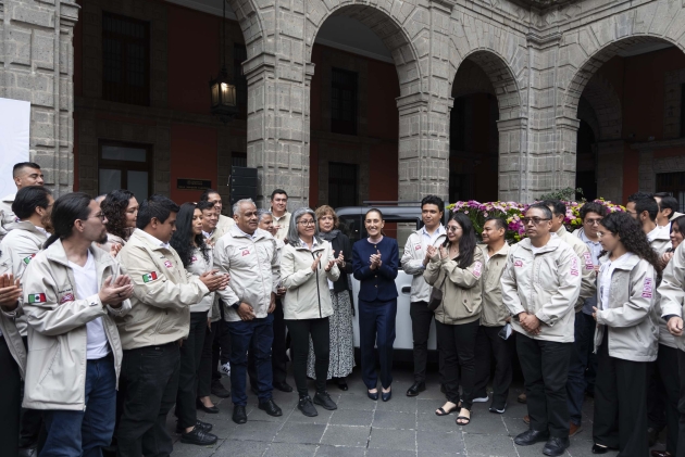 La Presidenta Claudia Sheinbaum Pardo presenta el minivehículo Olinia Carga; la convocatoria para su producción se publica en septiembre 2026