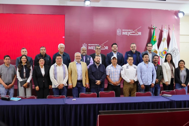 Alfredo Ramírez Bedolla y autoridades de Cherán acuerdan ruta de trabajo para 2027
