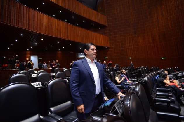 El Dip. Federal Ernesto Núñez  Respalda el Paquete Económico 2027 y destaca su enfoque en bienestar social e inversión para Michoacán 