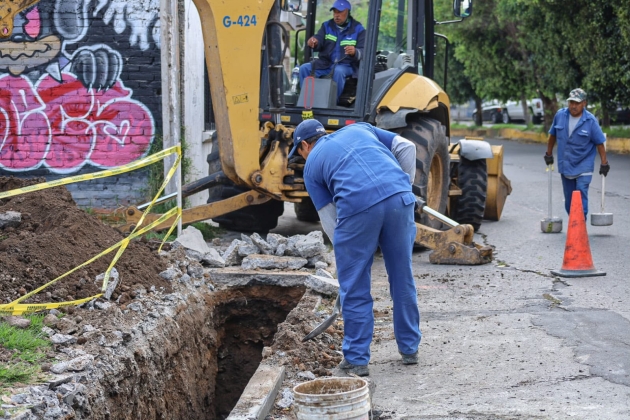 Ooapas atiende puntos críticos de drenaje para mantener en funcionamiento la red sanitaria de Morelia 
