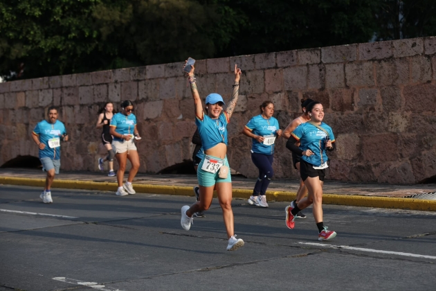 Policía Morelia reúne a más de 1,200 Atletas en História Carrera Solidaria 