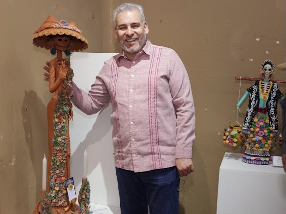 Destaca Bedolla consolidación de la Feria de la Catrina, al pasar de 20 a 260 artesanos