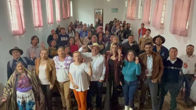 Recrimina Celeste altos sueldos en el Poder Judicial, durante foro 