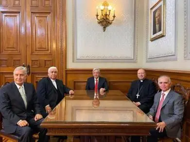 AMLO agradece al papa Francisco donativo de ventiladores para la atención de COVID-19