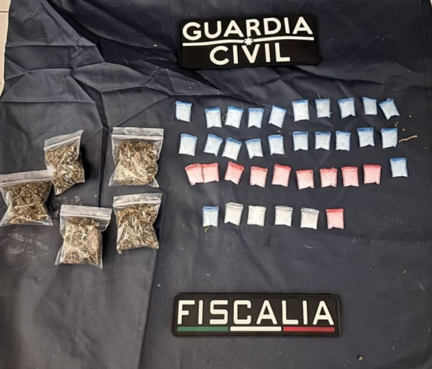 Guardia Civil y FGE detienen a 9 personas en Zamora y Jacona; aseguran armas y droga 