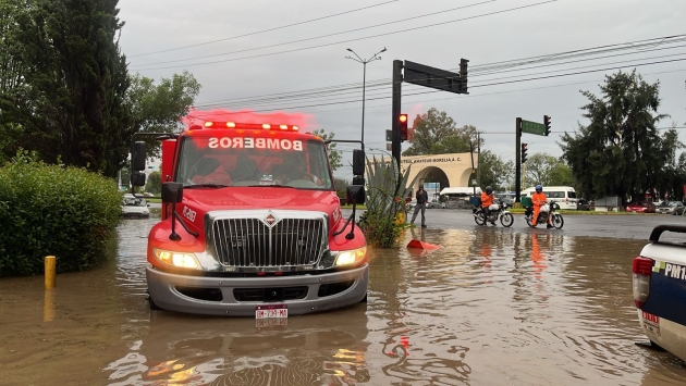 Atiende PC estatal inundaciones y encharcamientos en Morelia 