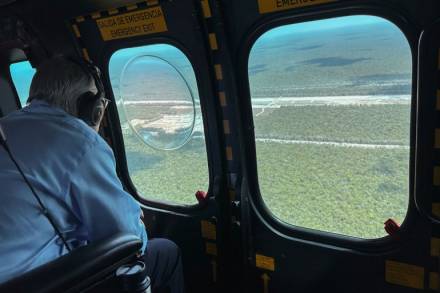 AMLO constata avances en ruta del Tren Maya; inauguración será en diciembre llueva, truene o relampaguee afirma.  