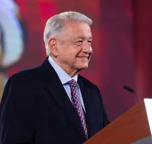 Consolidar derecho a la pensión universal para adultos mayores ha sido una lucha constante: AMLO 