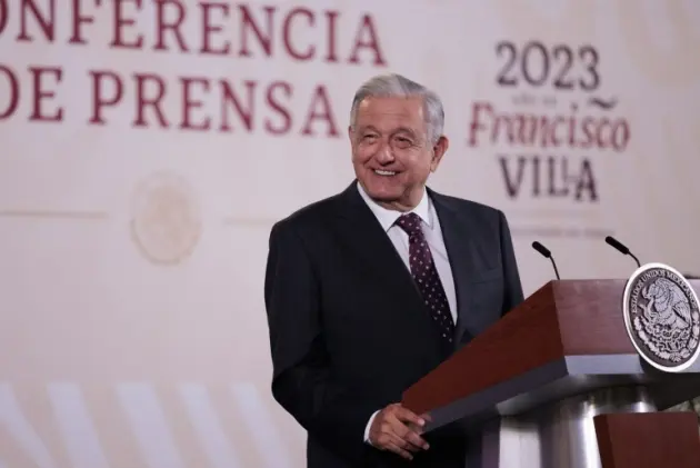 AMLO avanza instalación de farmacia central; estará lista el próximo 29 de diciembre