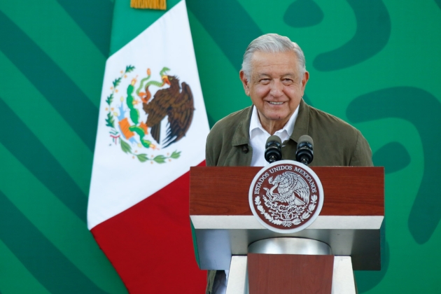 Sedena distribuye más de 87 mil paquetes de enseres domésticos; continúan esfuerzos para concluir entrega en marzo: AMLO