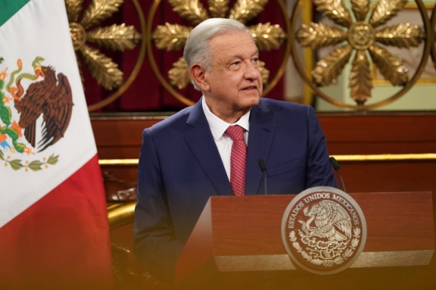 AMLO propone Eliminar Plurinominales,  Mayor Austeridad y Elección de Jueces en Reforma Elector 