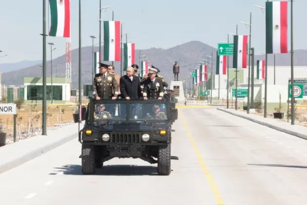 Participación de la Sedena en obras desarrollo demuestra que soldados son del pueblo; presidente destaca resultados de militares: AMLO
