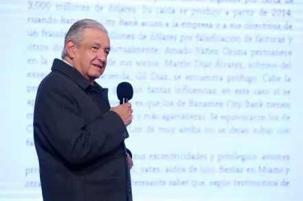 AMLO llama a vacunarse para reducir riesgos por contagio con variante ómicron 