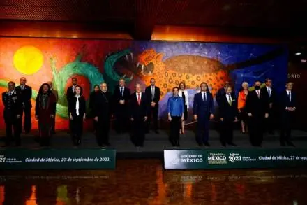 Presidente inaugura exposición â€˜La Grandeza de Méxicoâ€™; Guardia Nacional contará con unidad especial para recuperar patrimonio cultural 