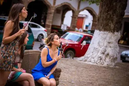 Afluencia y derrama de temporada vacacional supera año anterior, aún cuando todavía no acaba el periodo: SECTUR 
