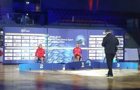 Plata para Haydee Reynosa en Mundial de Para Danza Deportiva Bonn 2019 para atletas con Discapacidad 