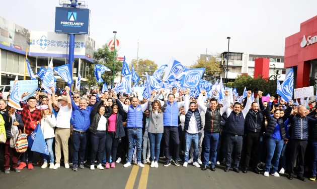 	Alfonso Martínez Alcázar Candidato a la Alcaldía de Morelia con signa del Partido Acción Nacional