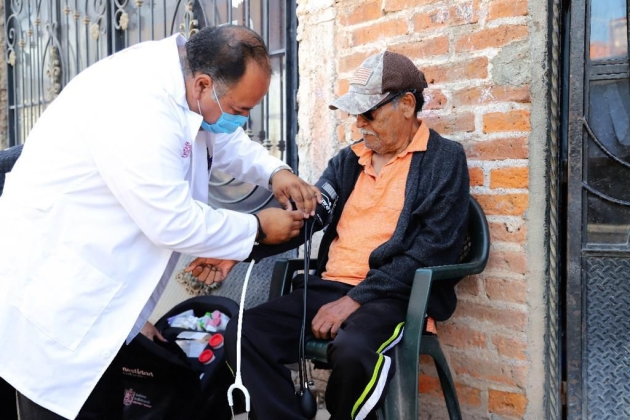 Más de 92 mil michoacanos han recibido atención médica hasta la puerta de su casa: SSM 