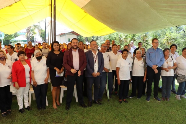 Más de 350 personas beneficiadas en Zitácuaro con Jornada Regional de Servicios de Pensiones Civiles 