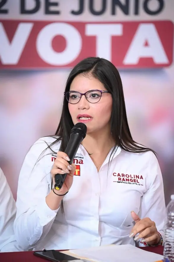 Solicita Carolina Rangel confrontación de ideas en debate del INE 