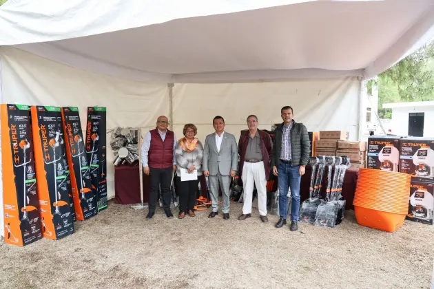Entrega Segob material para reforestación a la Cofom 