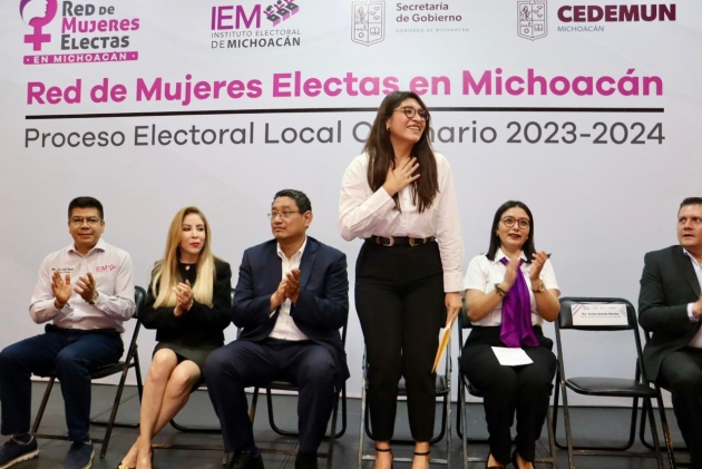 Formar red de apoyo entre mujeres electas para enfrentar cargos públicos, sugiere Seimujer 