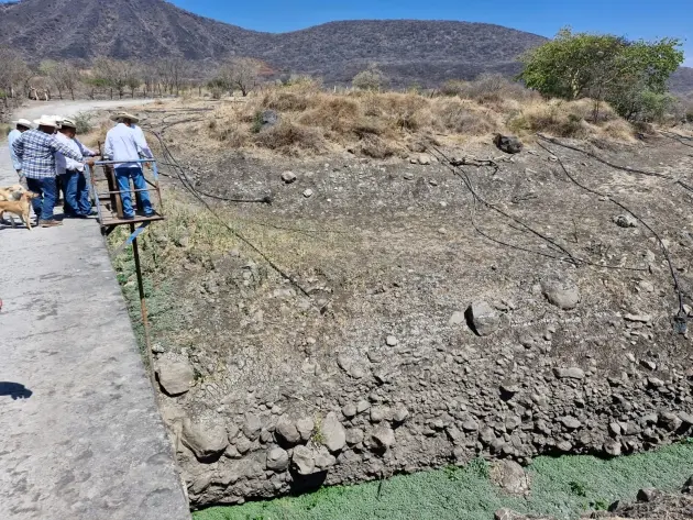 Productores agrícolas suman esfuerzos para rehabilitar la presa de El Cahulote 