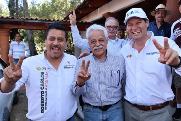 Alfonso Martínez cierra filas con constructores                           
