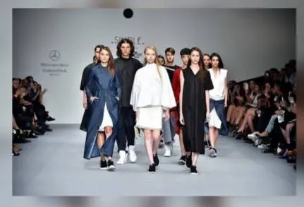 FASHION WEEK MÃ‰XICO SALE DE CDMX Y SE PRESENTARÃ EN FORMATO FÃSICO DIGITAL ESTE 22 DE AGOSTO EN EL EDO. DE MÃ‰XICO