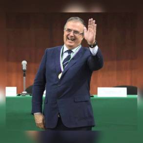 El Canciller Marcelo Ebrard Casaubón recibe Doctorado Honoris Causa por su desempeño como Funcionario Público  