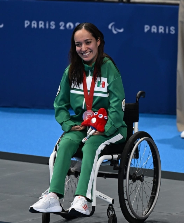 Gana su Segunda medalla de Plata la Nadadora Haidee Viviana Aceves en París 2024 