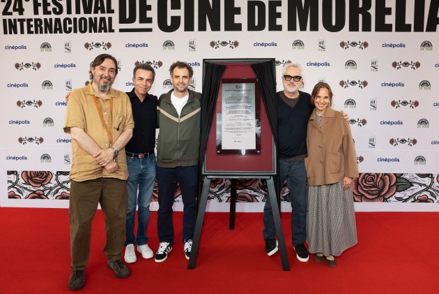 Se develó la placa del 23° FICM en compañía de Alfonso Cuarón y Jonás Cuarón 