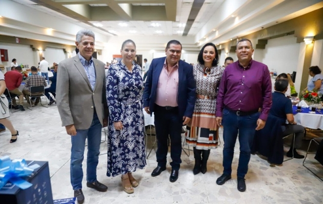 Reconoce Congreso de Michoacán a trabajadores legislativos por el Día del Padre 