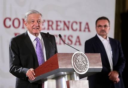 Presidente destaca recuperación de la producción petrolera; anuncia inicio formal de Guardia Nacional