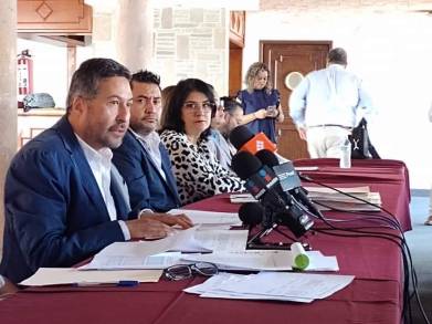 Llama Victor Báez a privilegiar el diálogo en pro de la comunidad estudiantil del Cecytem 