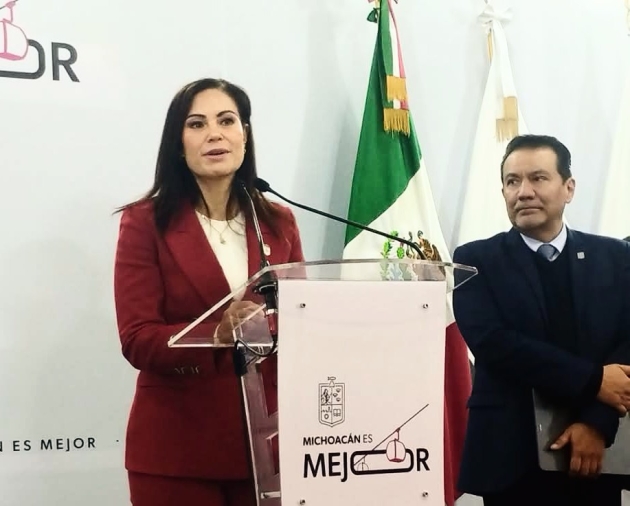 Michoacán promociona Mariposa Monarca y Kuínchekua en Feria de León: Roberto Monroy  