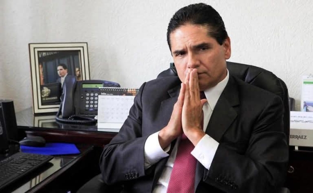 Jueza federal frena detención de Silvano Aureoles por tiempo indefinido; es buscado por desvío de más de 3400 millones de pesos.