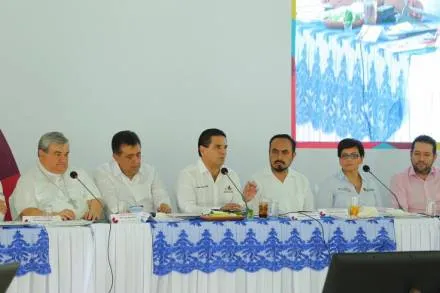 Fundamental, sumar esfuerzos para atención de adicciones: Silvano Aureoles 