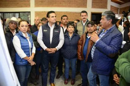 Supervisa Gobernador rehabilitación de espacio turístico-artesanal en El Asoleadero