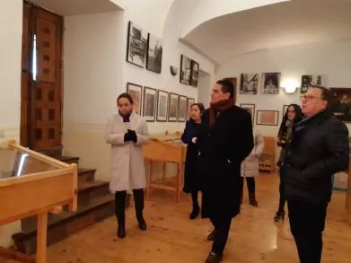 En Inesperado Viaje a España Silvano Aureoles y Claudia Cháves promocionan Destinos Turísticos en Europa