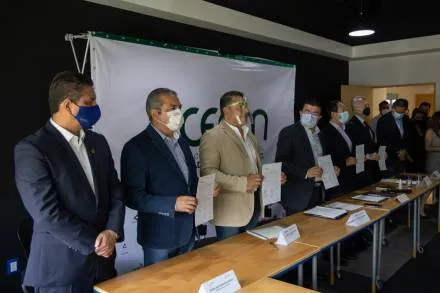 Se signa de convenio mediante el cual, la Asociación de Productores y Empacadores  Exportadores de Aguacate de México